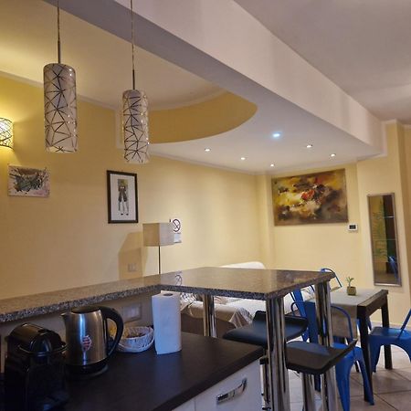Casa Alibrandi Apartment โรม ภายนอก รูปภาพ